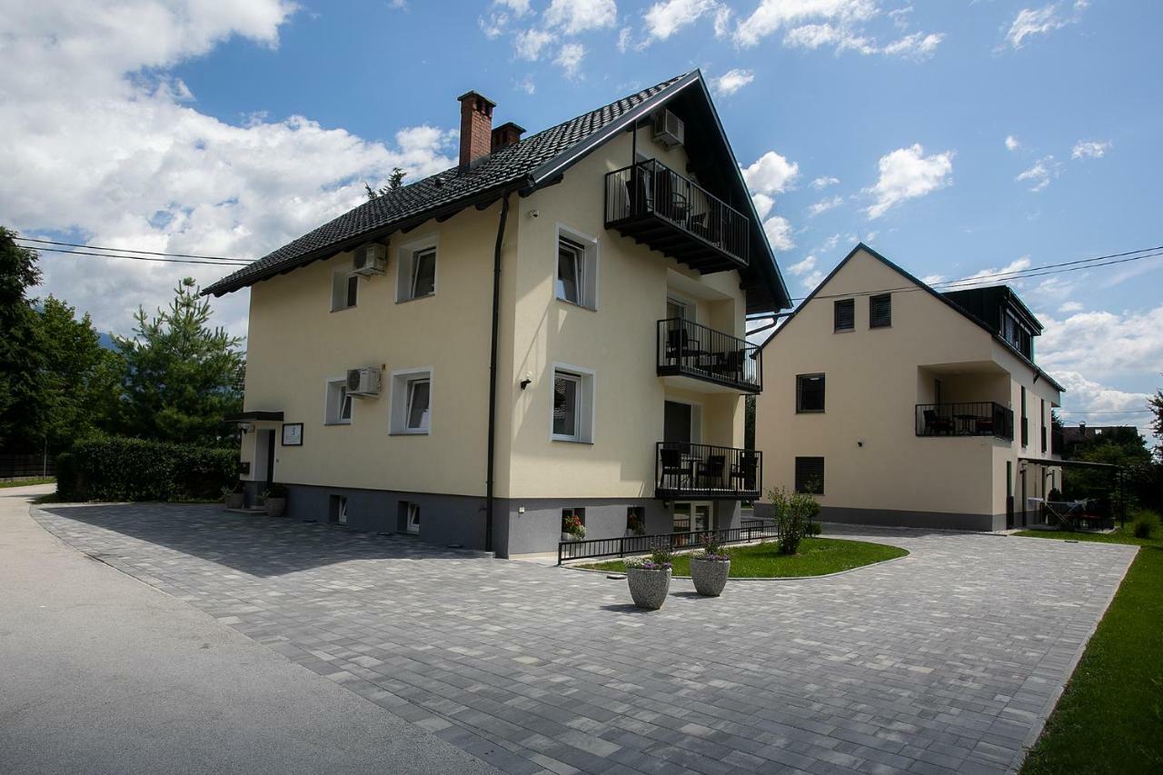 Apartments Razingar 9 블레드 외부 사진